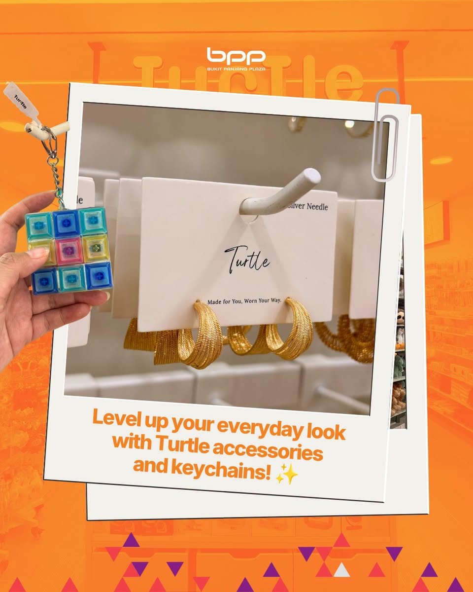 Turtle accessories and keychains at Bukit Panjang Plaza
