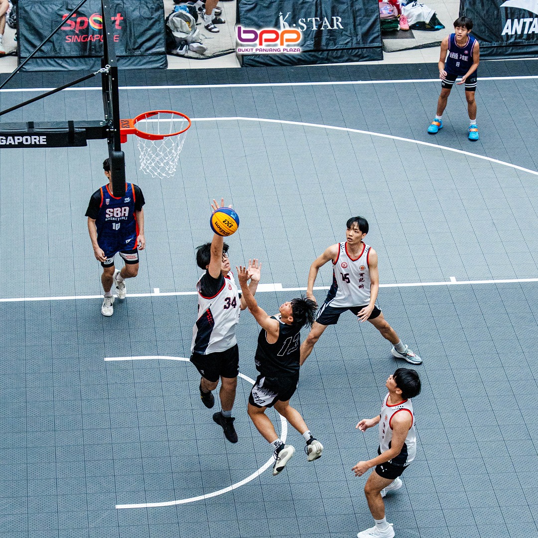 Energetic crowd watching the SGP 3X3 Lite Quest 2 tournament