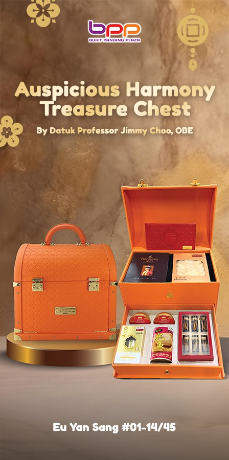 A detailed look at the luxury wellness gift set.